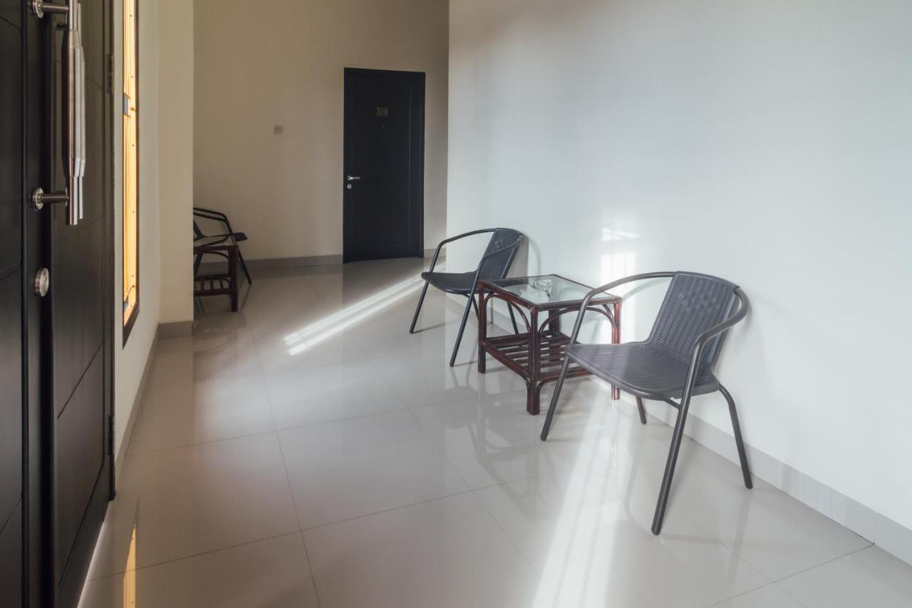 Clean & Comfort Homestay Ambon Exteriér fotografie