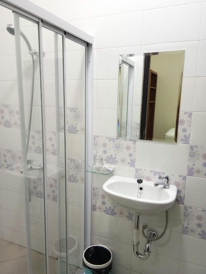 Clean & Comfort Homestay Ambon Exteriér fotografie